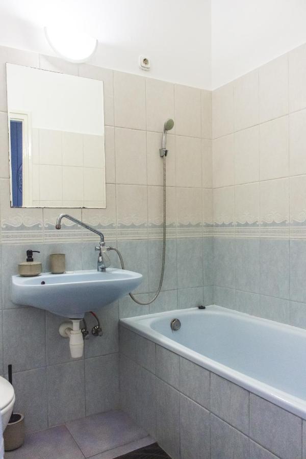 Panorama View Budget Apartment Veszprem Bagian luar foto