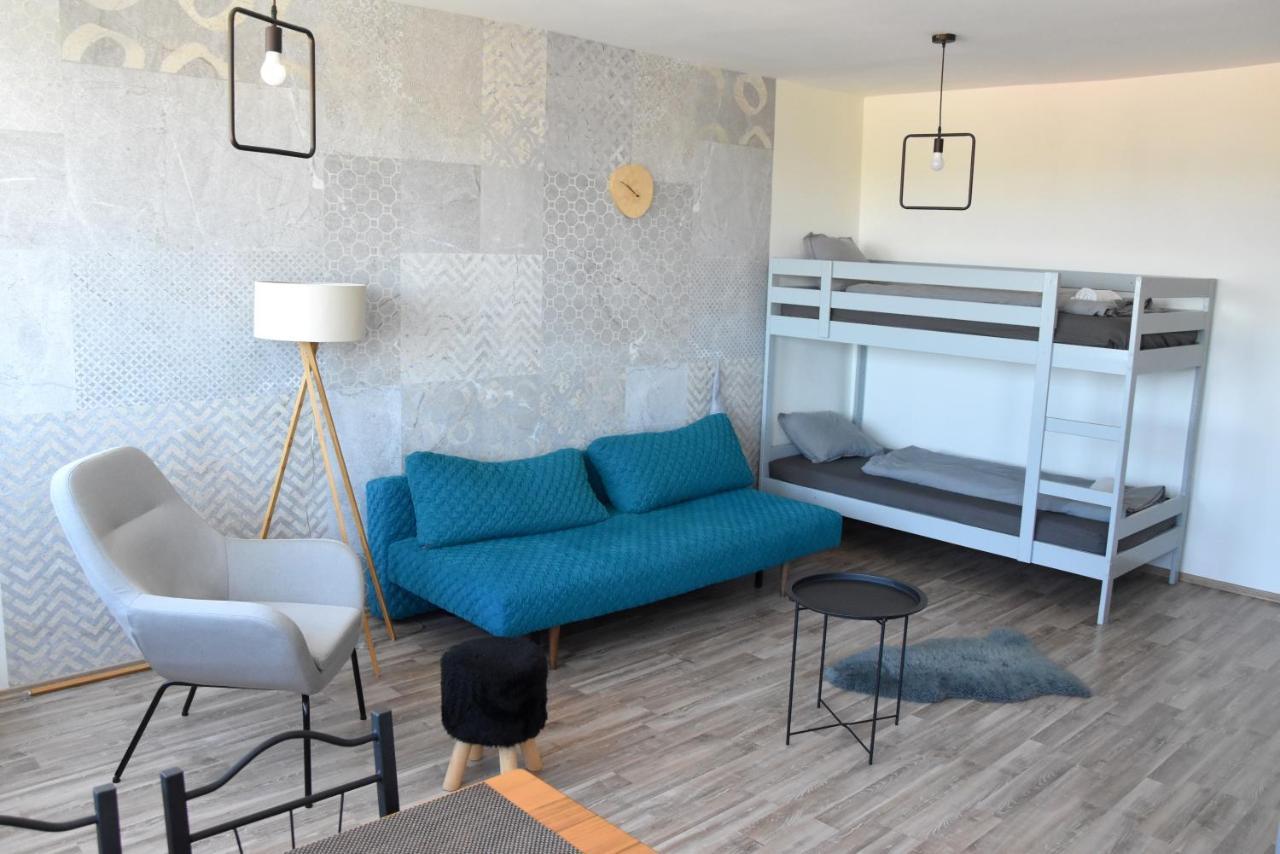 Panorama View Budget Apartment Veszprem Bagian luar foto